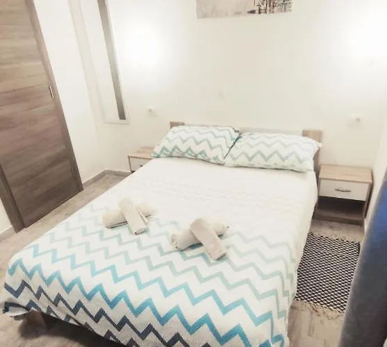 Apartments Close To Sandy Beach